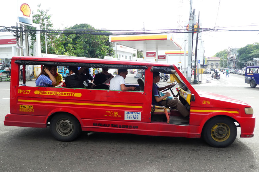 Les Jeepneys des îles de Panay et de Negros