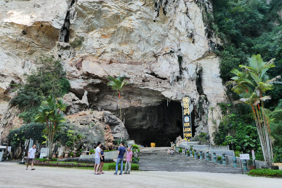 Une grotte-temple