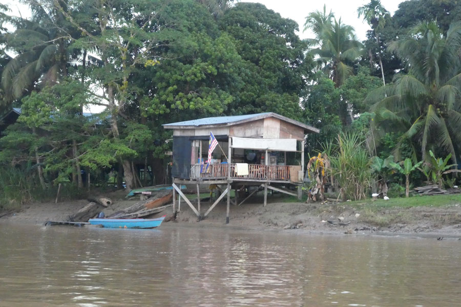 Les maisons typiques du long du fleuve