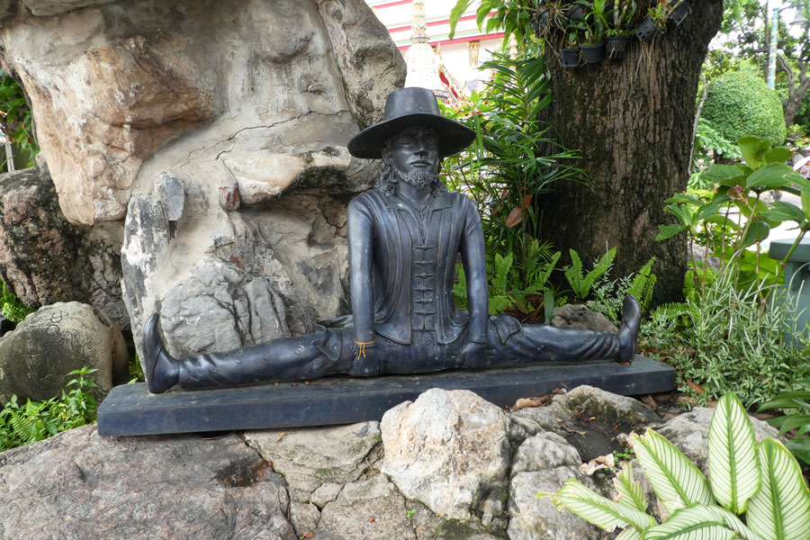 Des statues étonnantes du Wat Pho